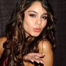 toute les filles de high school musical.