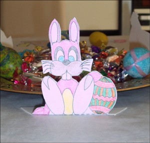 Fiche bricolage: les lapins de Pâques. - Activités - BRICOLAGE PAQUES - Les lapins de décoration pour Pâques.