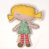 Fabriquer une poupée en tissu avec The Little Experience