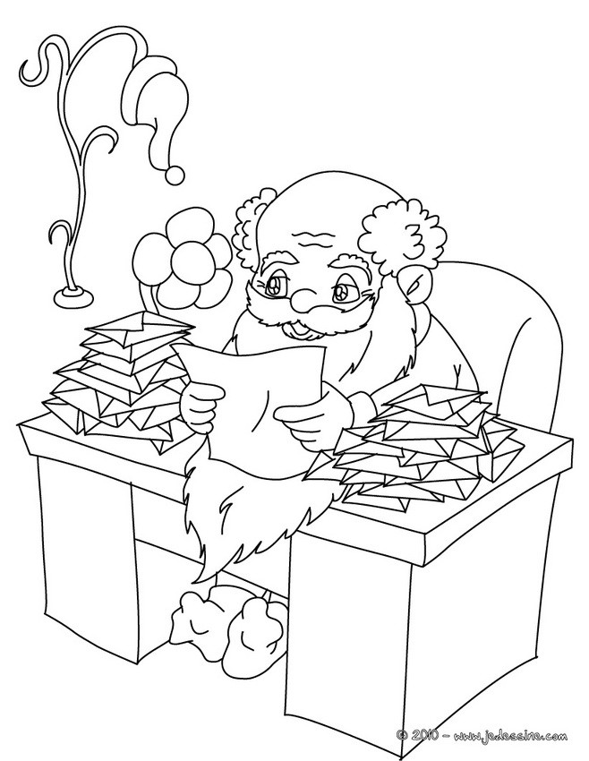 Coloriage Petit papa Noël et listes de cadeaux