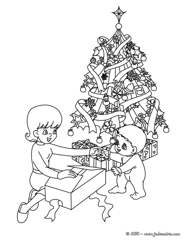 Coloriage découverte cadeaux Noël