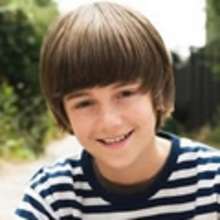 Coloriage chanteur Greyson Chance