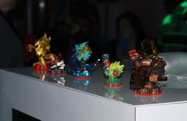 Skylanders TRAP TEAM : figurines