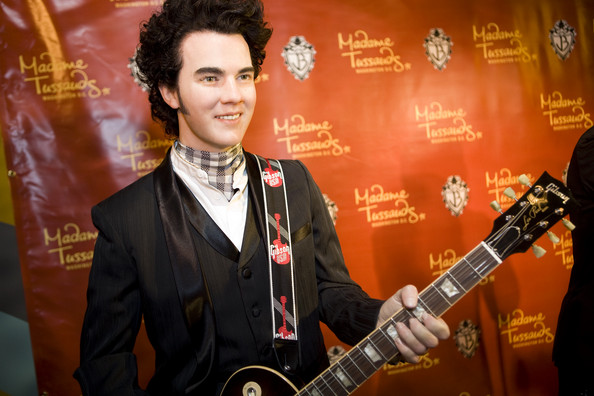 Jonas Brothers Madam Tussauds Wax Figures Unveiled Kevin Jonas Picture