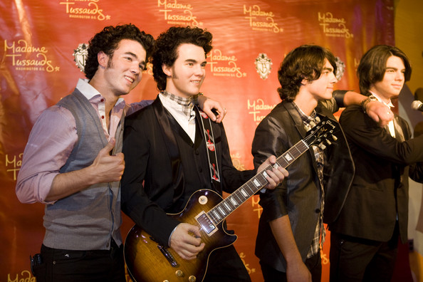 Jonas Brothers Madam Tussauds Wax Figures Unveiled Kevin Jonas Picture