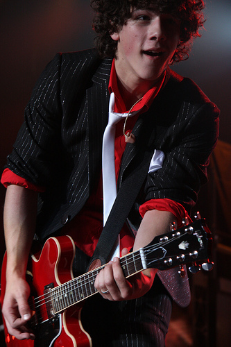 Nick Jonas par Jonas Brothers Official