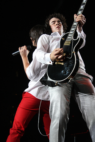 Kevin Jonas par Jonas Brothers Official