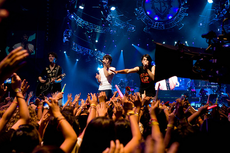 live1 par Jonas Brothers Official