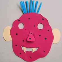 de 7 à 10 ans, Le masque de monstre d'Halloween