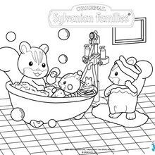 Coloriage : La famille écureuil dans le bain