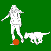 Mia Joue Au Ballon Avec Son Lion